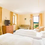 Und Landgasthof Altwirt 4* Großhartpenning