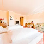 Hotel Und Landgasthof Altwirt