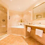 Und Landgasthof Altwirt Hotel