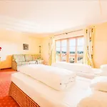 Hotel Und Landgasthof Altwirt