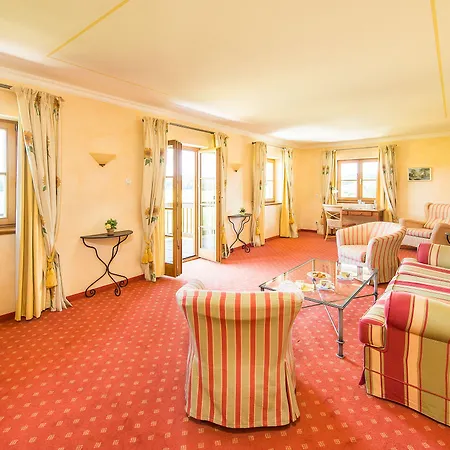 Und Landgasthof Altwirt 4* Großhartpenning
