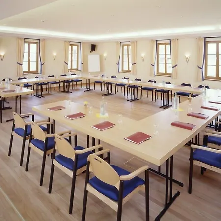 Hotel Und Landgasthof Altwirt 4*