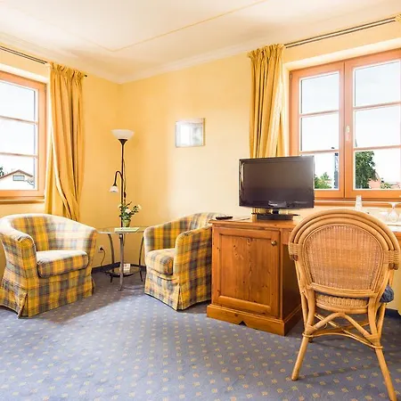 Und Landgasthof Altwirt 4*