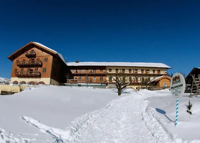 Und Landgasthof Altwirt Hotel