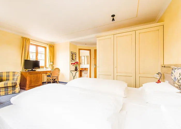 Und Landgasthof Altwirt Hotel