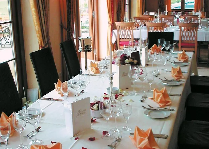 Und Landgasthof Altwirt 4* Großhartpenning