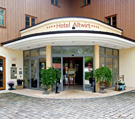 Und Landgasthof Altwirt Hotel 4*
