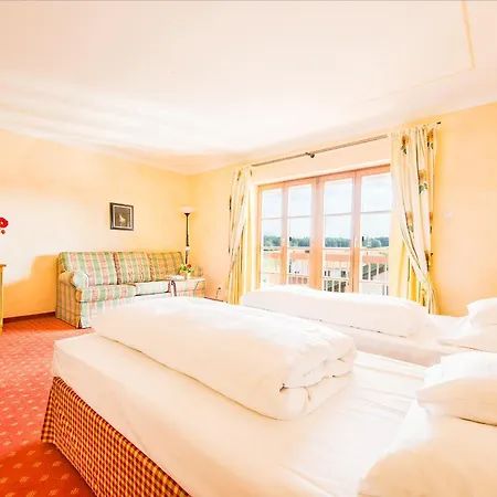 Hotel Und Landgasthof Altwirt