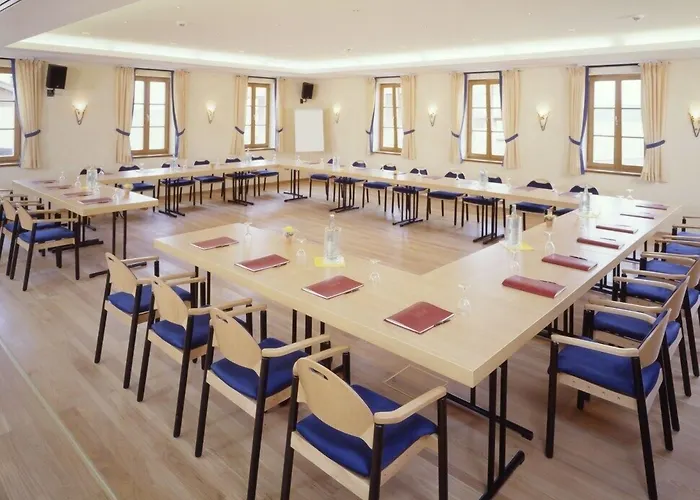 Hotel Und Landgasthof Altwirt 4*